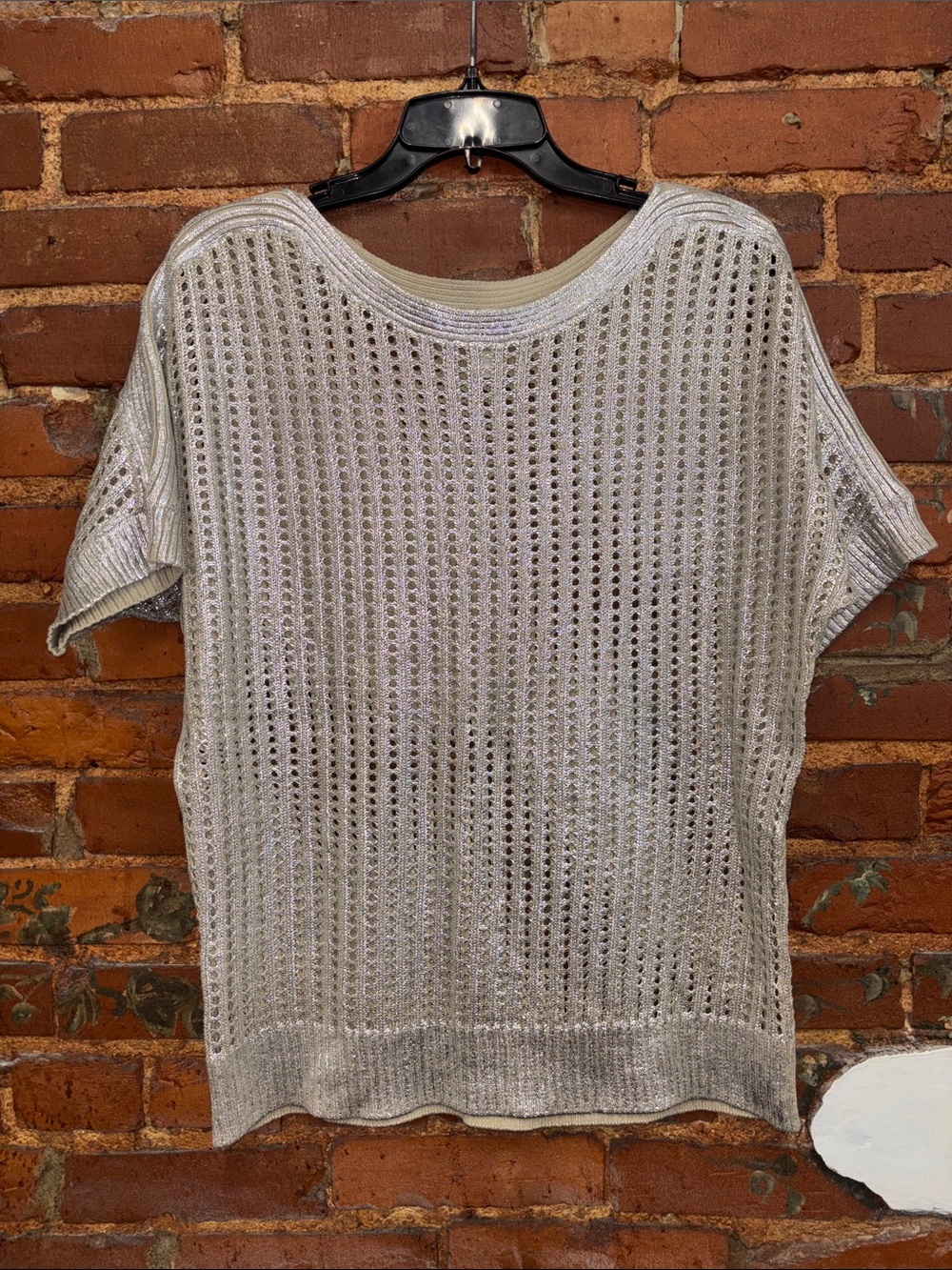 Chico's Silver Metallic and Beige Open Knit V-Neck OpenKnit Sweater Size 2 Large